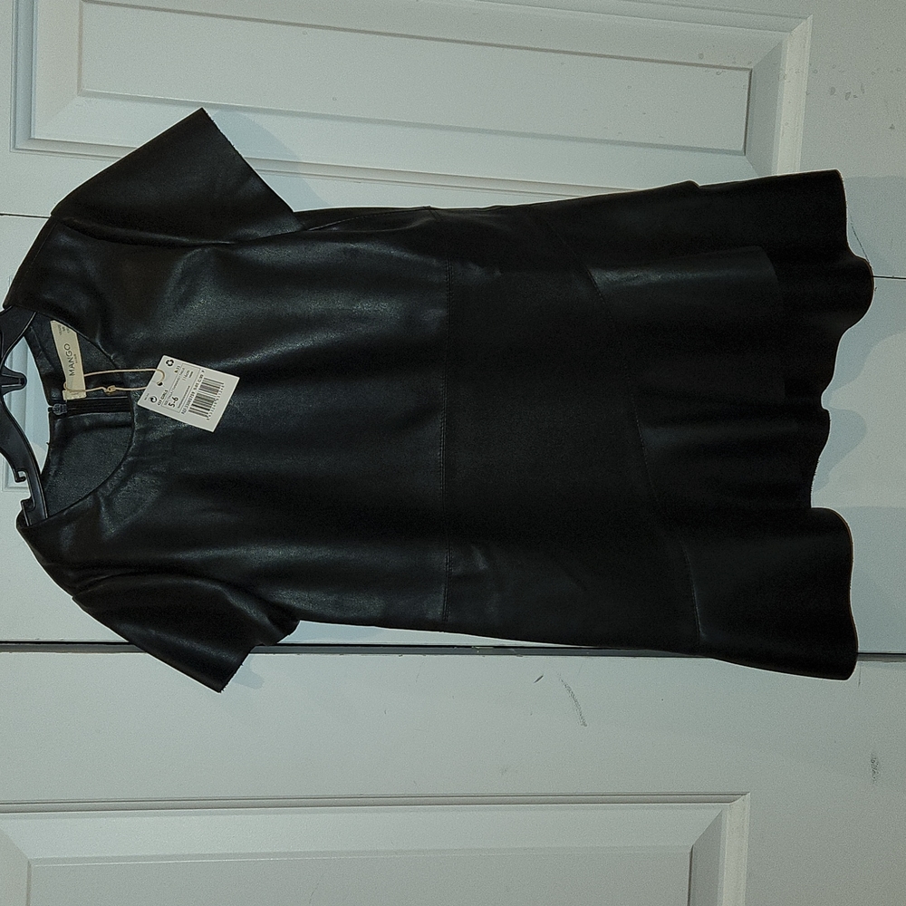 Mango faux kids leather dress size 5/6. New w tags from Italy